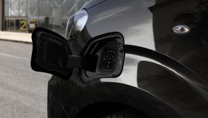 Peugeot e-Traveller 2020 года  (WW)